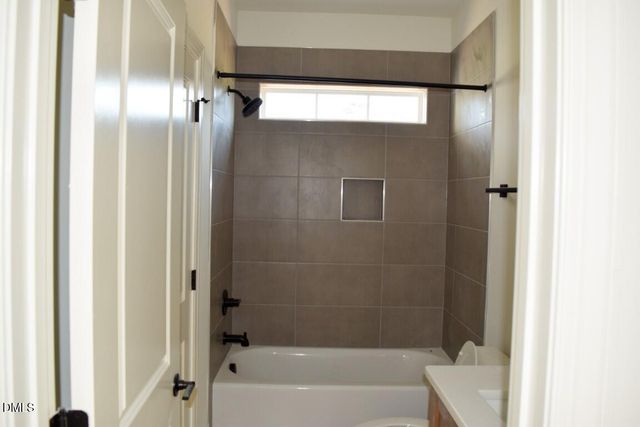 160 Broadleaf Lane, Youngsville, NC 27596