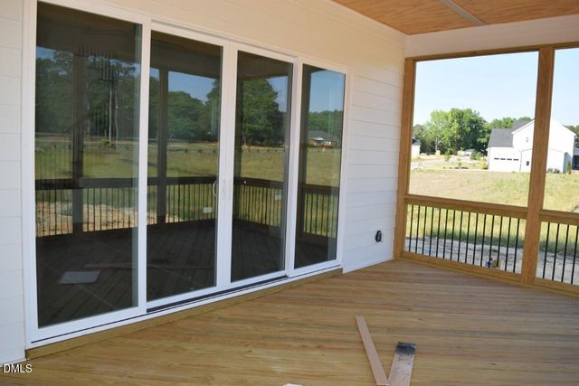 160 Broadleaf Lane, Youngsville, NC 27596