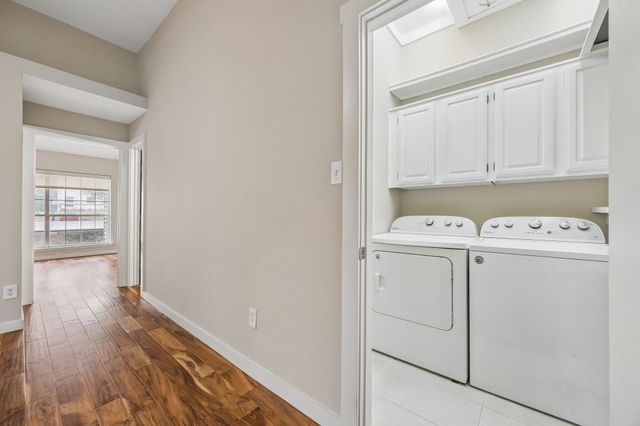 2506 Wedglea Drive 808, Dallas, TX 75211