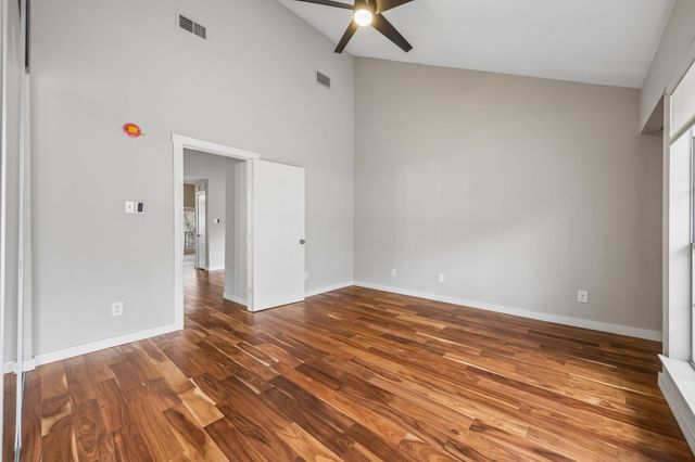 2506 Wedglea Drive 808, Dallas, TX 75211