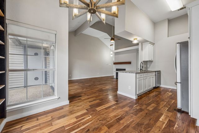 2506 Wedglea Drive 808, Dallas, TX 75211