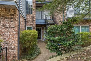 2506 Wedglea Drive 808, Dallas, TX 75211