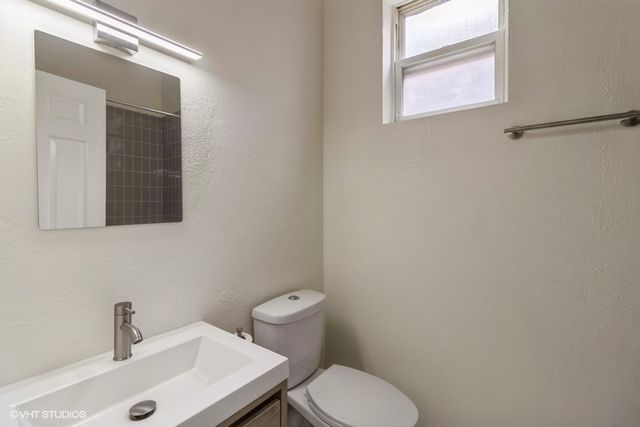 1440 N Washtenaw Avenue 1, Chicago, IL 60622