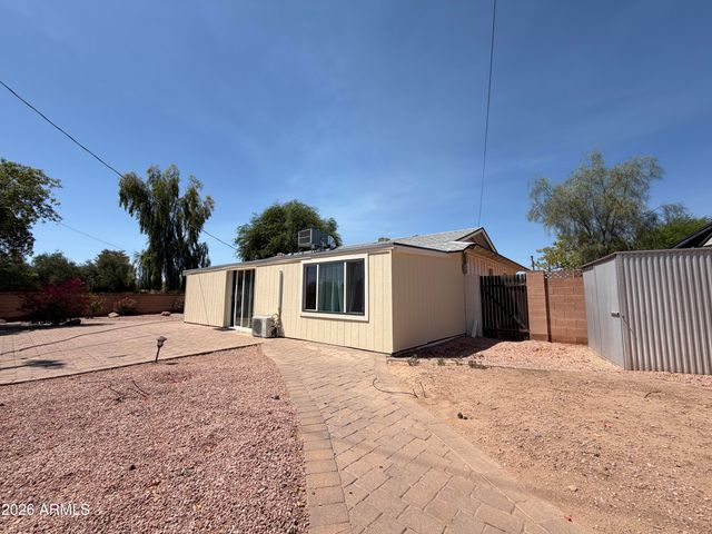 8701 E Cambridge Avenue, Scottsdale, AZ 85257