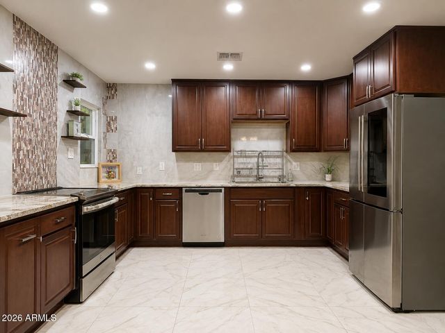 8701 E Cambridge Avenue, Scottsdale, AZ 85257