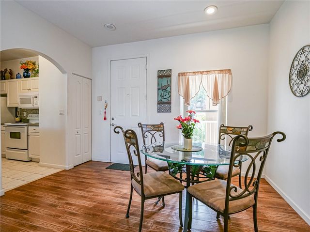 5025 Fairways Circle B209, Vero Beach, FL 32967