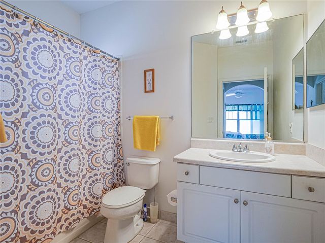 5025 Fairways Circle B209, Vero Beach, FL 32967