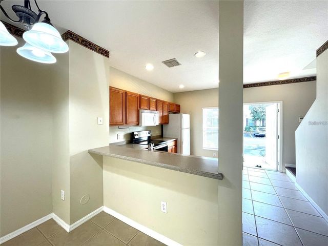 8508 BRUSHLEAF WAY, Tampa, FL 33647