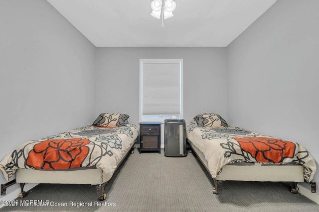 37 Sanz Town Road, Lakewood, NJ 08701