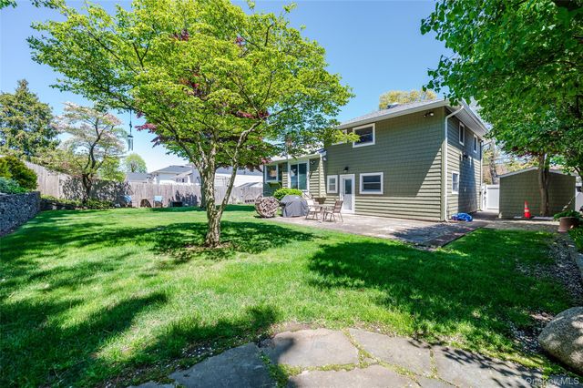 29 Kirkwood Drive, Glen Cove, NY 11542