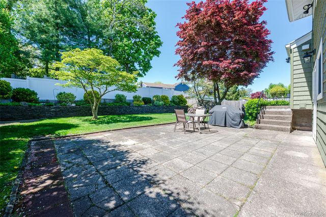 29 Kirkwood Drive, Glen Cove, NY 11542