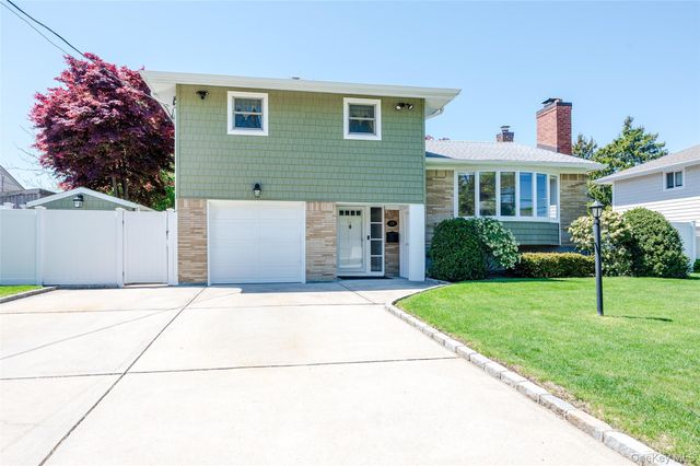 29 Kirkwood Drive, Glen Cove, NY 11542