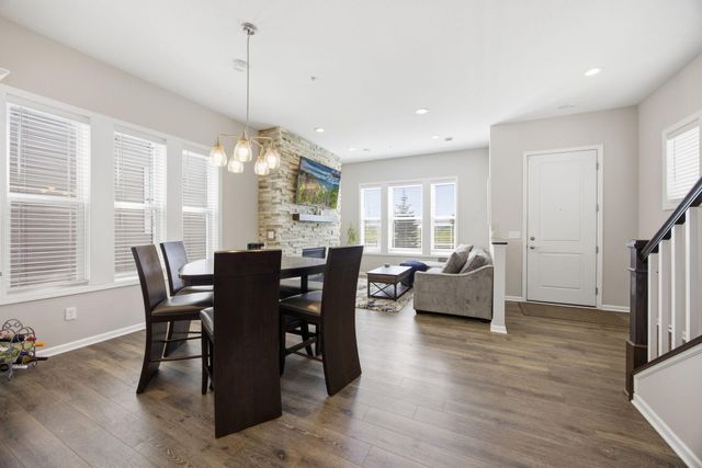 8164 Arrowwood Lane N, Maple Grove, MN 55369