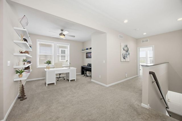 8164 Arrowwood Lane N, Maple Grove, MN 55369