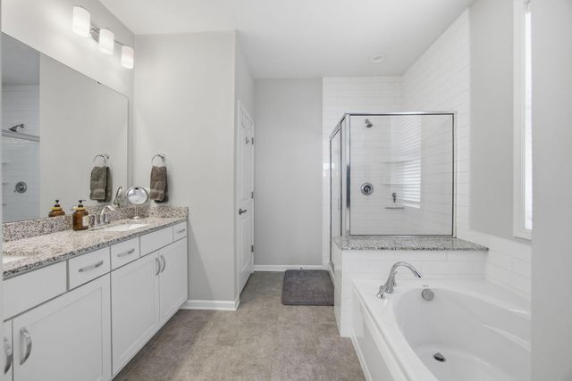 8164 Arrowwood Lane N, Maple Grove, MN 55369