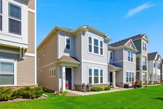 8164 Arrowwood Lane N, Maple Grove, MN 55369