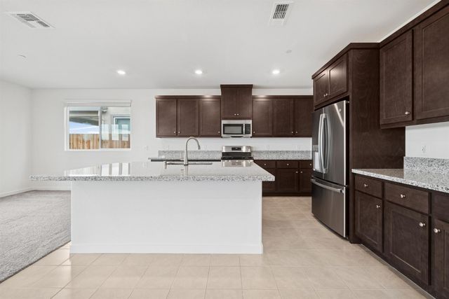 4033 Salamander, Roseville, CA 95747