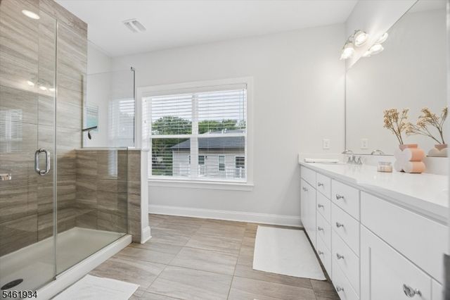 206 Abbe Rd, Little Falls Twp., NJ 07424
