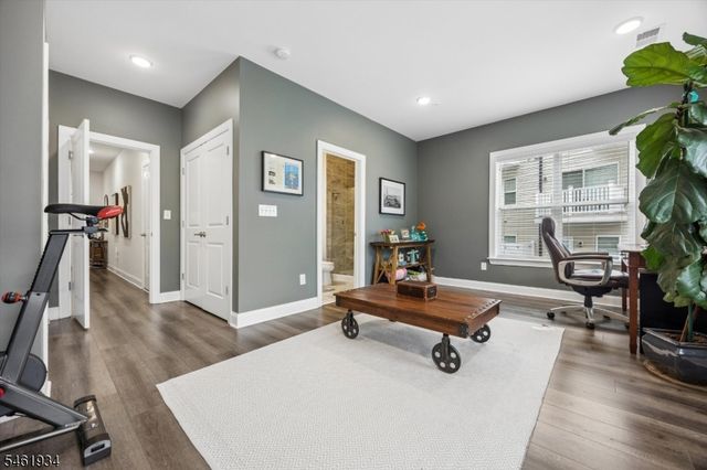 206 Abbe Rd, Little Falls Twp., NJ 07424
