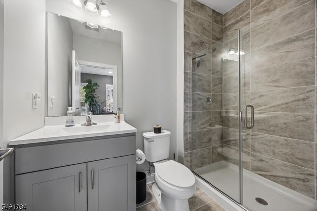 206 Abbe Rd, Little Falls Twp., NJ 07424