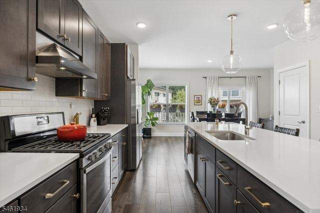 206 Abbe Rd, Little Falls Twp., NJ 07424