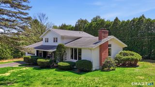 64 Lovely Street, Canton, CT 06019