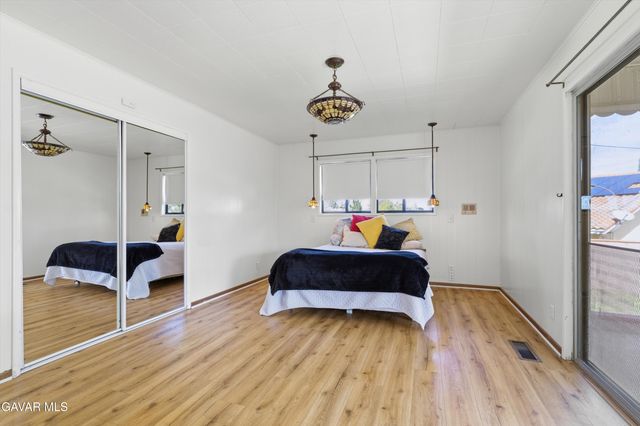 7229 Columbia Way, Lancaster, CA 93536