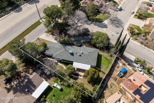 7229 Columbia Way, Lancaster, CA 93536