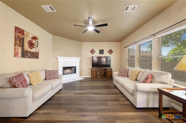 3416 Winding Shore Lane, Pflugerville, TX 78660