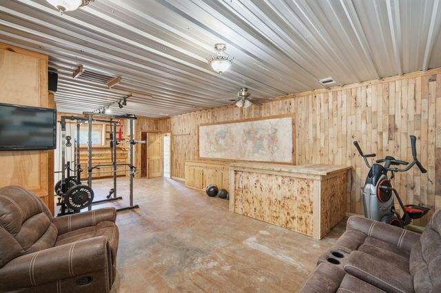 1201 N Oak Branch Road, Waxahachie, TX 75167