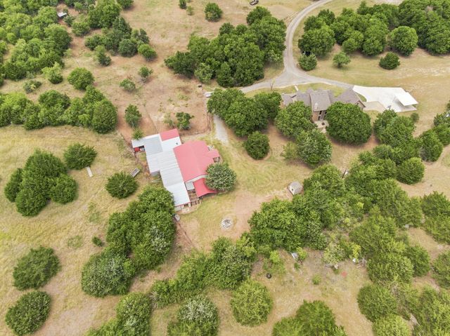 1201 N Oak Branch Road, Waxahachie, TX 75167