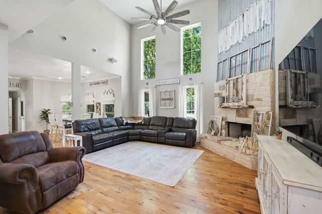 1201 N Oak Branch Road, Waxahachie, TX 75167