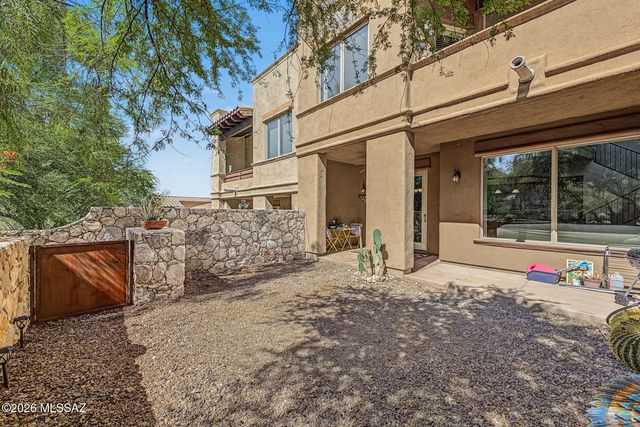 1784 E Via Colomba Bianca, Tucson, AZ 85737