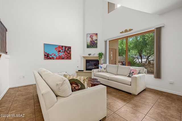 1784 E Via Colomba Bianca, Tucson, AZ 85737