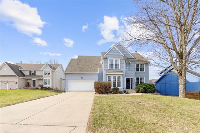 15826 MAPLE Street, Overland Park, KS 66223