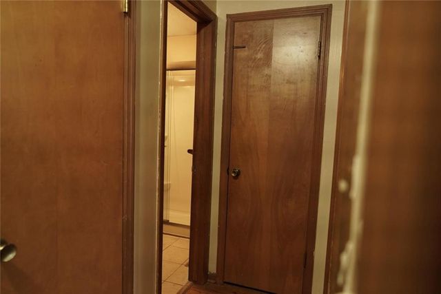 1203 S Highland Drive, Harrisonville, MO 64701