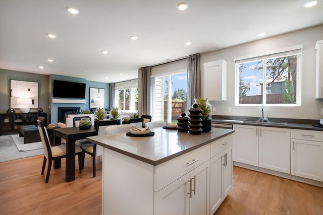 63202 NE Carly Ln, Bend, OR 97701