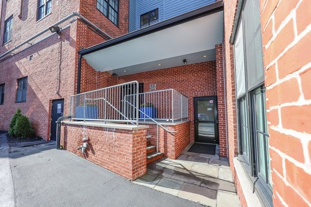 944 Dorchester Ave 9, Boston, MA 02125