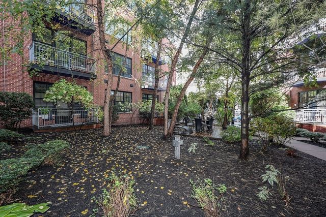 944 Dorchester Ave 9, Boston, MA 02125