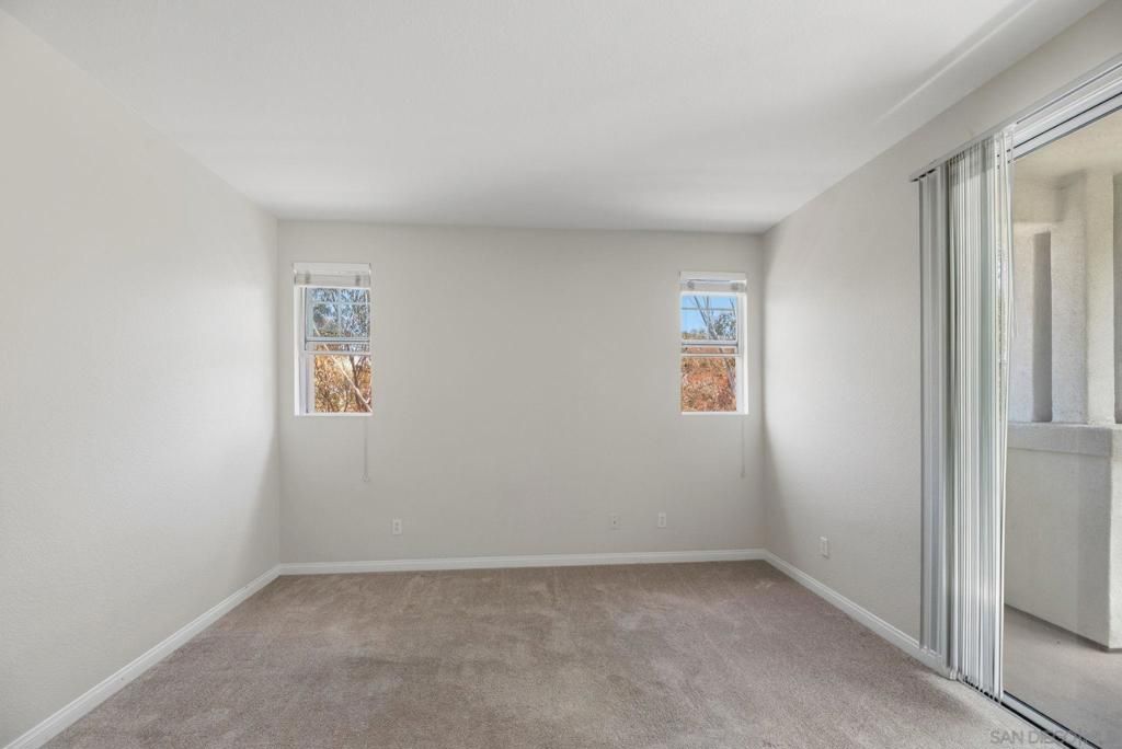 Image 21 of property listing at 750 Harbor Cliff Way 105, Oceanside, CA 92054