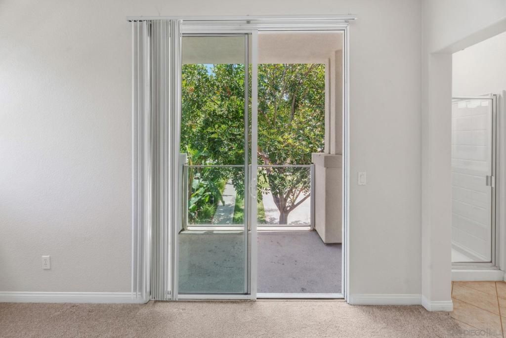 Image 25 of property listing at 750 Harbor Cliff Way 105, Oceanside, CA 92054
