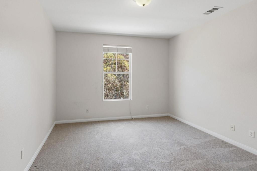 Image 29 of property listing at 750 Harbor Cliff Way 105, Oceanside, CA 92054