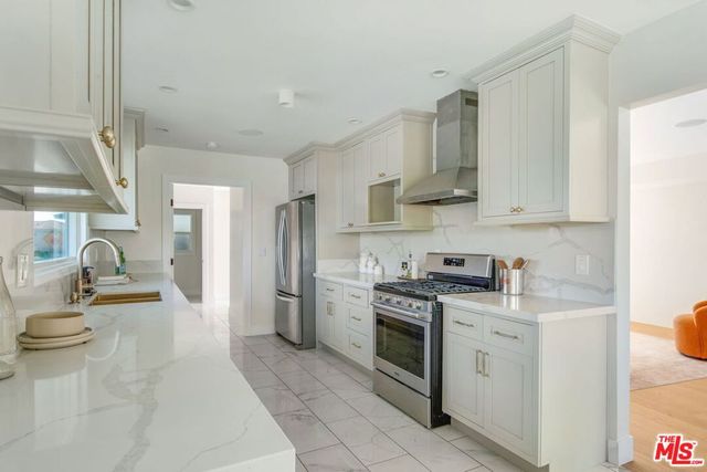 4204 Olympiad Drive, View Park, CA 90043