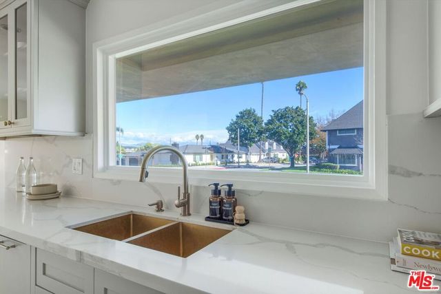 4204 Olympiad Drive, View Park, CA 90043