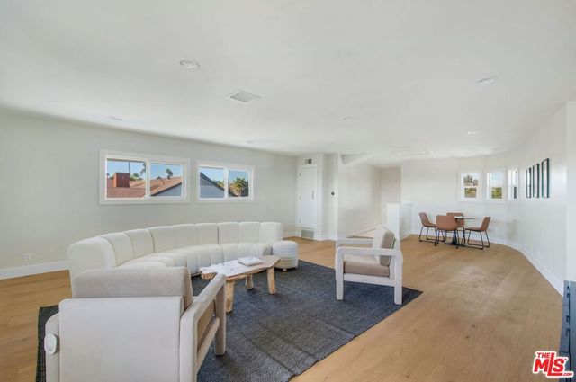 4204 Olympiad Drive, View Park, CA 90043