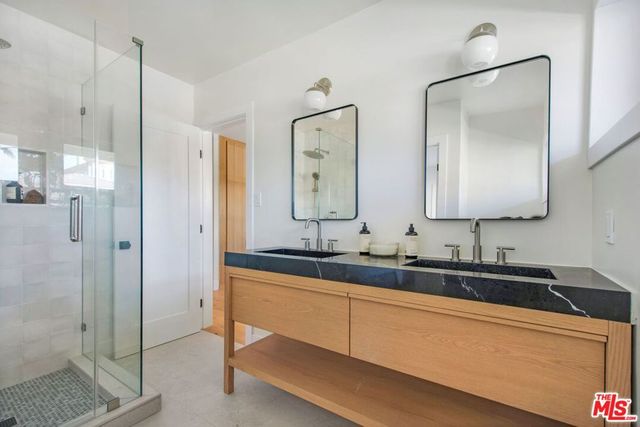 4204 Olympiad Drive, View Park, CA 90043