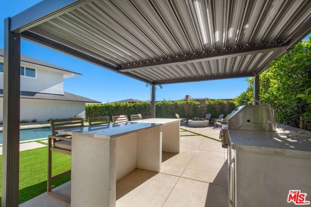 4204 Olympiad Drive, View Park, CA 90043