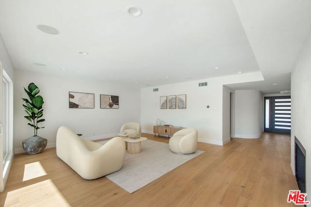 4204 Olympiad Drive, View Park, CA 90043