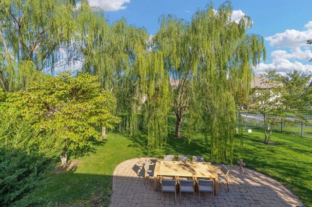 2541 N Loch Lomond Ct, Wichita, KS 67228