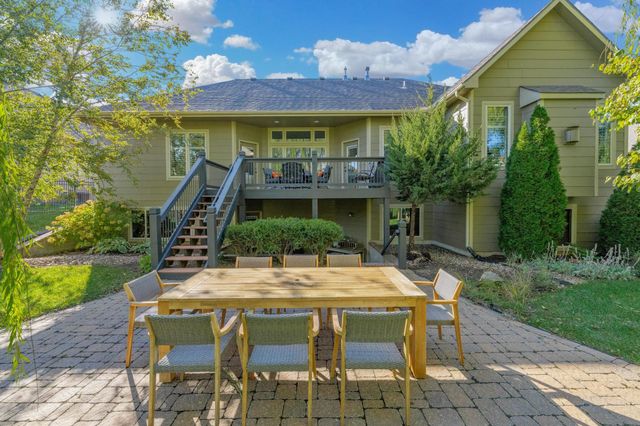 2541 N Loch Lomond Ct, Wichita, KS 67228